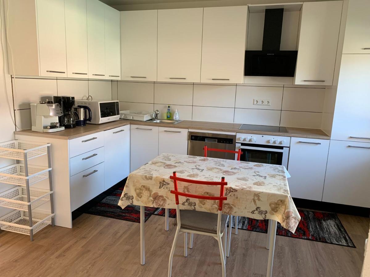 Monteurzimmer Ferienwohnung Kati Apt 1 Альбштадт Экстерьер фото